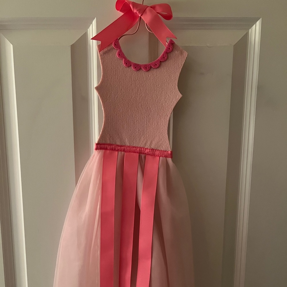 Girls hair bow holder dress form on hanger